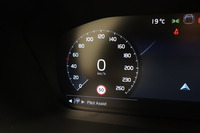 Volvo V90 Cross Country vaihtoauto