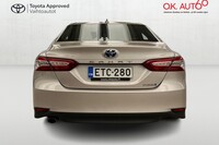 Toyota Camry vaihtoauto