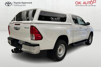 Toyota Hilux vaihtoauto