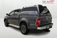 Toyota Hilux vaihtoauto