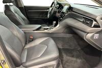 Toyota Camry vaihtoauto