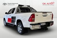 Toyota Hilux vaihtoauto