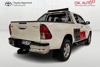 Toyota Hilux vaihtoauto