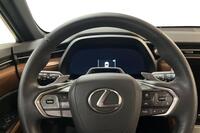 Lexus LBX vaihtoauto