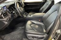 Toyota Camry vaihtoauto