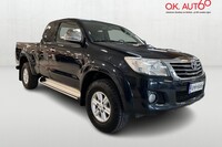 Toyota Hilux vaihtoauto