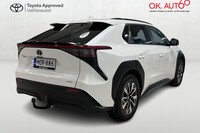 Toyota bZ4X vaihtoauto