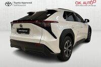 Toyota bZ4X vaihtoauto