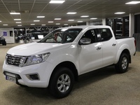 Nissan Navara vaihtoauto