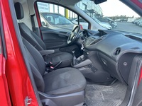 Ford Transit Courier vaihtoauto