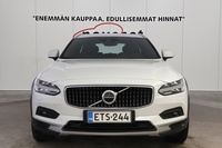 Volvo V90 Cross Country vaihtoauto