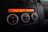 Nissan Pathfinder vaihtoauto