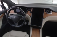 Tesla Model X vaihtoauto