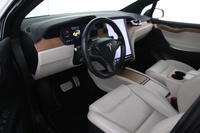 Tesla Model X vaihtoauto