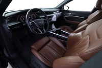 Audi Q8 e-tron vaihtoauto