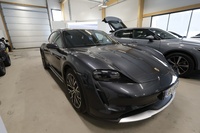 Porsche Taycan vaihtoauto