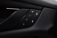 Porsche Taycan vaihtoauto