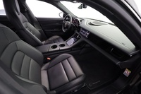 Porsche Taycan vaihtoauto