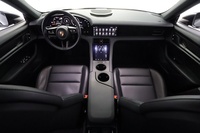 Porsche Taycan vaihtoauto