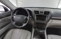 Lexus LS vaihtoauto