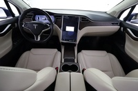 Tesla Model X vaihtoauto