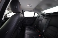 Jaguar XE vaihtoauto