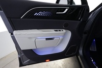 Hongqi E-HS9 vaihtoauto