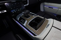 Hongqi E-HS9 vaihtoauto