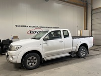 Toyota Hilux vaihtoauto