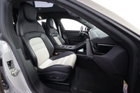 Porsche Taycan vaihtoauto