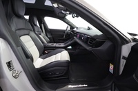 Porsche Taycan vaihtoauto