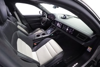 Porsche Taycan vaihtoauto