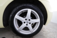 Volkswagen New Beetle vaihtoauto