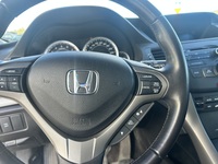 Honda Accord vaihtoauto