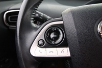 Toyota Prius PHEV vaihtoauto