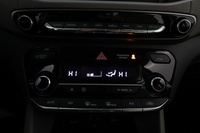 Hyundai IONIQ plug-in vaihtoauto