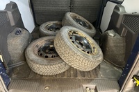 Ford Transit Courier vaihtoauto