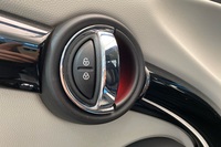 Mini Hatchback vaihtoauto