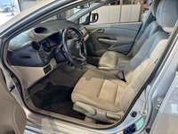 Honda Insight vaihtoauto