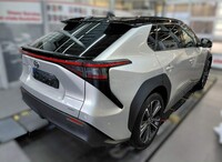 Toyota bZ4X vaihtoauto