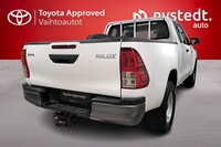 Toyota Hilux vaihtoauto