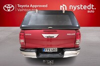 Toyota Hilux vaihtoauto