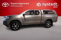 Toyota Hilux vaihtoauto
