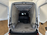 Nissan NV400 vaihtoauto