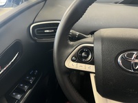 Toyota Prius PHEV vaihtoauto