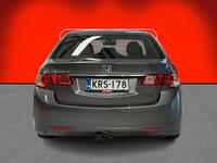 Honda Accord vaihtoauto