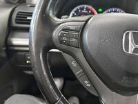 Honda Accord vaihtoauto