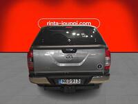 Nissan Navara vaihtoauto