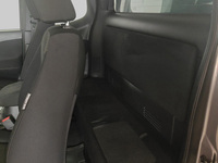 Nissan Navara vaihtoauto