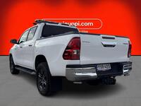 Toyota Hilux vaihtoauto